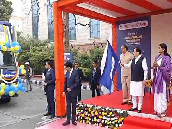 Union Minister JP Nadda flags off Jan Aushadhi Raths (Photo/ANI) 