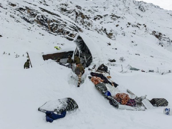 Avalanche struck near Mana village in Chamoli (Photo/ANI)