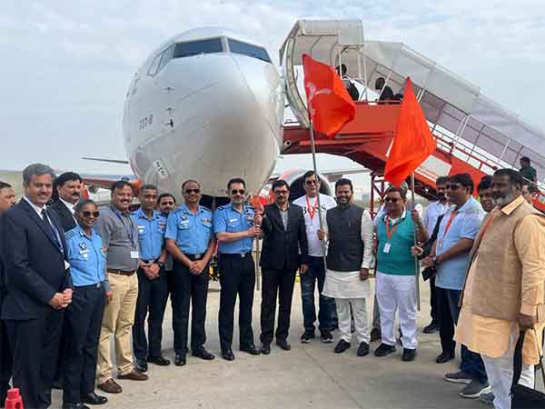 Union Minister Kinjarapu Rammohan Naidu inaugurates Kolkata-Hindon-Goa flight (Photo/ PIB) 