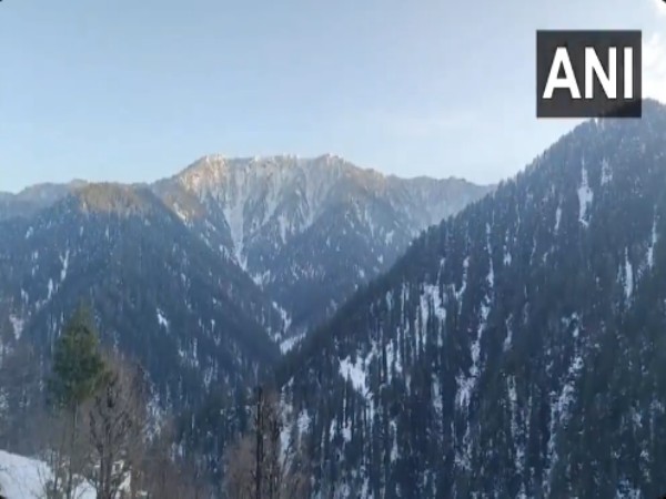 Snow-covered mountains of Bhalesa in Doda. (Photo/ANI)