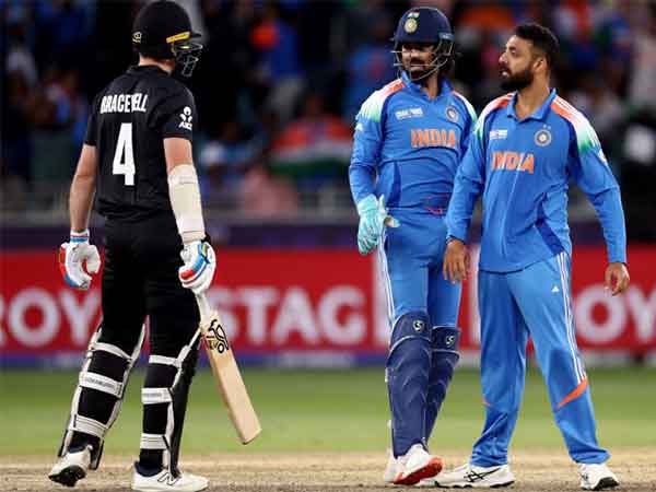 Varun Chakravarthy during the match (Photo: @ICC/X)