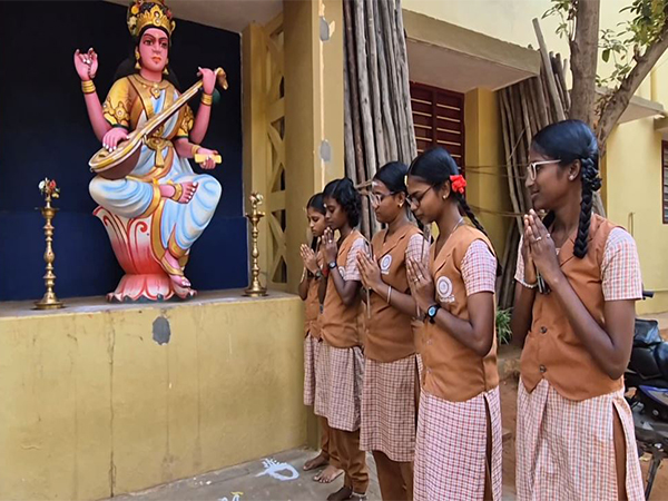 Students offered Prayers before the Exam in Trichy Seva Sangam Girls Higher Secondary School.(Photo/ANI) Students offered Prayers before the Exam in Trichy Seva Sangam Girls Higher Secondary School.(Photo/ANI)