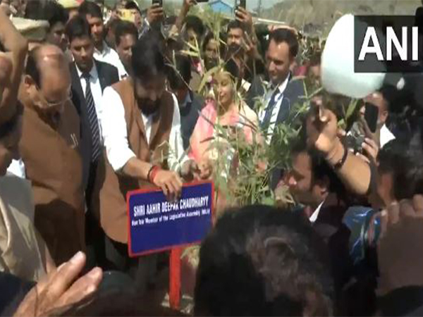 Delhi CM Rekha Gupta and LG Vinai Kumar Saxena launch a bamboo plantation drive at Bhalswa landfill site to promote biomining and land reclamation.(Photo/ANI)