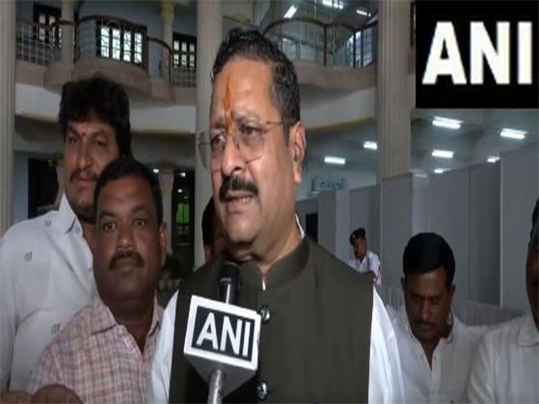 BJP MLA Basangouda Patil Yatnal (Photo/ANI)