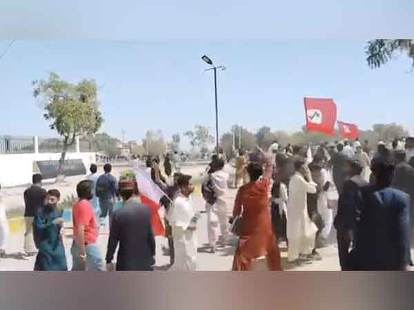 Protests against the construction of water channels (Photo/JSFM)