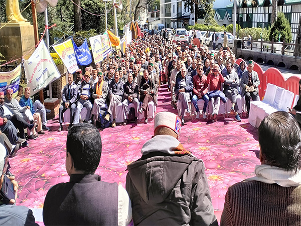 Pensioners protest in Shimla over pending demands. (Photo/ANI)