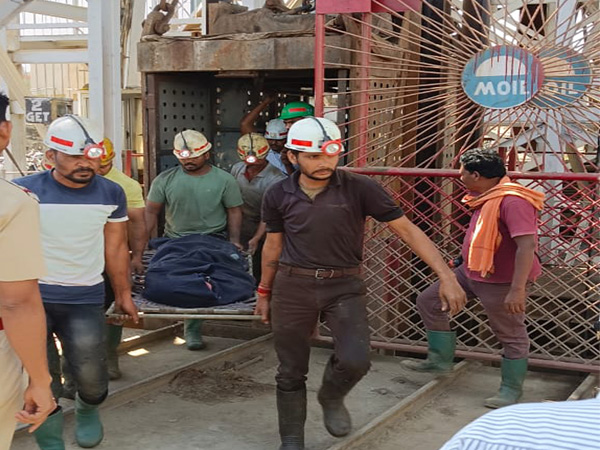 Visuals of the Chikhla mines accident (Photo/DDMC)