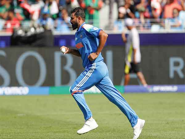 Philander, Southee lend support to Shami's call to ICC for revoking ban on  saliva usage on ball