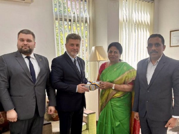 Ambassador of Ukraine to India, O Polishchuk with  Maharashtra’s Resident Commissioner R Vimala (Image: X@UkrembInd)