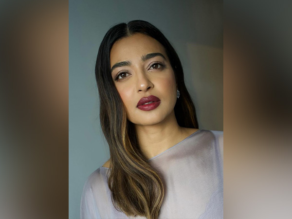  Radhika Apte (Photo/instagram/@radhikaofficial)