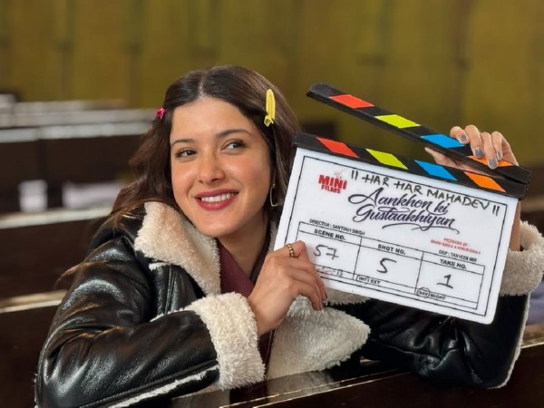 Shanaya Kapoor from the sets of 'Aankhon Ki Gustaakhiyan' (Image source: Instagram/@shanayakapoor02)