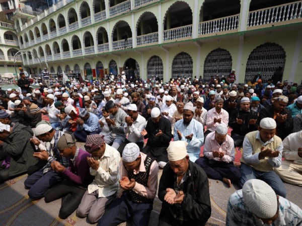 Nepali Muslims take part in first Friday prayers of Ramadan (Photo/ANI)