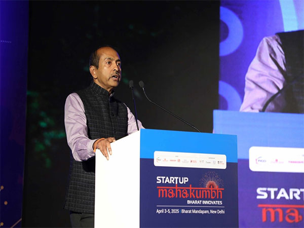 Sanjiv, Joint Secretary, DPIIT, spoke at Vanijya Bhawan on India's startup ecosystem as a global force and how Startup Mahakumbh will bridge gaps to foster connections