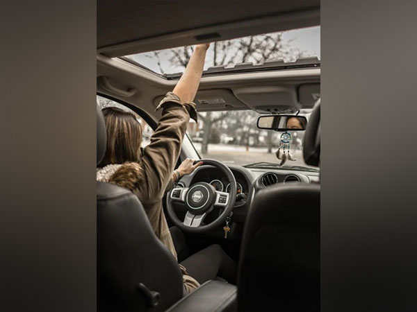 Representative image (Photo source: https://www.pexels.com/search/women%20driver/)
