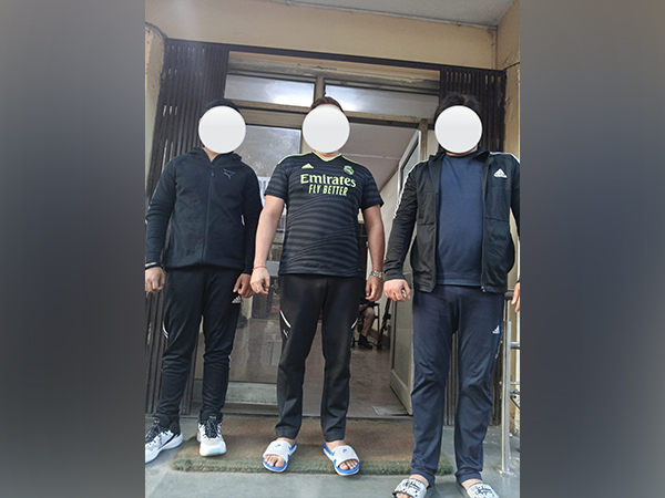3 accused arrested by Delhi Crime Branch for running betting racket. (Photo/Delhi Police)