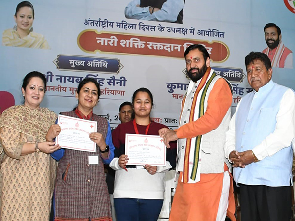 Haryana Chief Minister Nayab Singh Saini at the Nari Shakti blood donation camp (Photo/Haryana govt)
