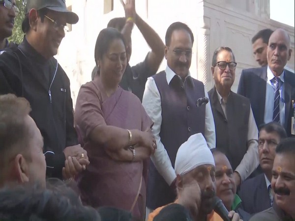 Delhi CM Rekha Gupta with other BJP leaders at Lodhi Garden