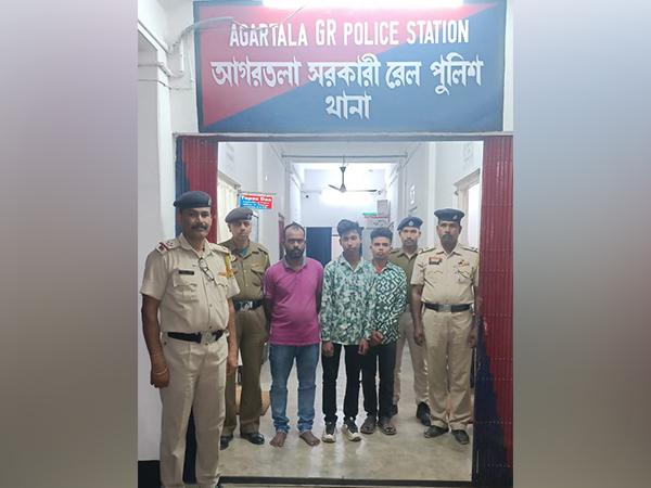 Arrested Bangladeshi nationals (Photo/ANI)