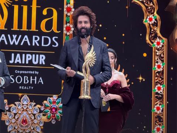 Kartik Aaryan (Photo/Instagram/@iifa)