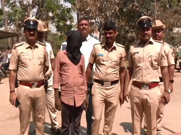 Karnataka Police crack Rs 33 lakh theft case. (Photo/ANI)