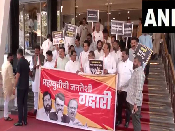 Opposition MLAs hold protest outside Maharashtra Assembly (Photo/ANI)