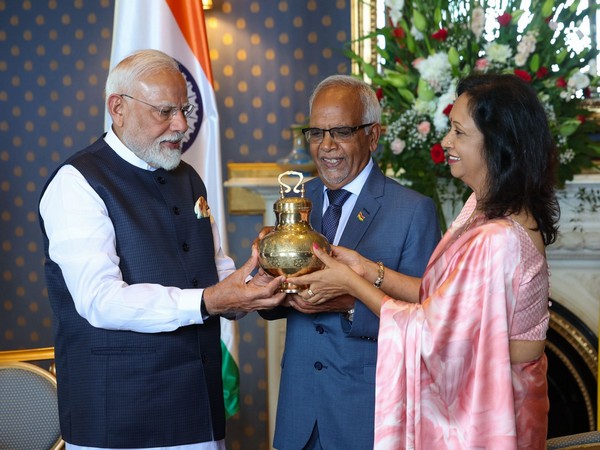 PM Narendra Modi gifts holy Sangam water from Mahakumbh to Mauritius President Dharambeer Gokhool. (Photo/ANI)