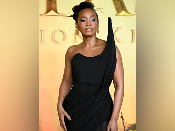 Anika Noni Rose (Image Source: Instagram/@anikaaroundtheworld)