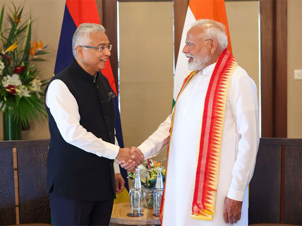 Prime Minister Narendra Modi with former Prime Minister of Mauritius, Pravind Kumar Jugnauth (Image: X@narendramodi)