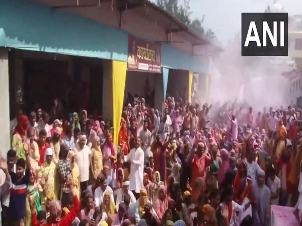 Holi celebration in Vrindavan (Photo/ANI)