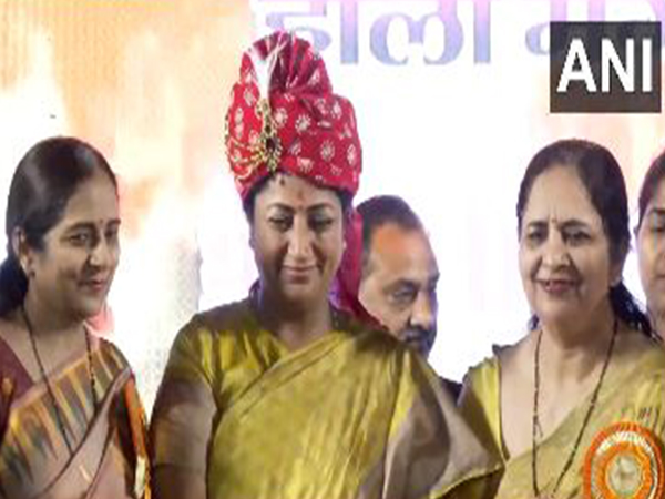  Delhi CM Rekha Gupta attends 'Holi Madhur Milan' event in Connaught Place  (Photo/ANI)