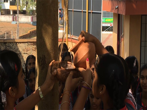 Students of Carmel Composite PU College adding water in nest of birds (Photo: ANI) 