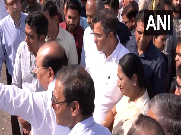 Delhi CM Rekha Gupta visits Barapulla drain (Photo: ANI)