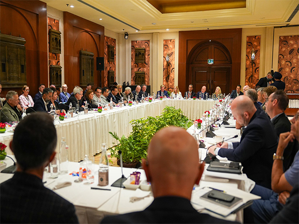 New Zealand PM Christopher Luxon meets community and business leaders (Image Credit: X/@chrisluxonmp)