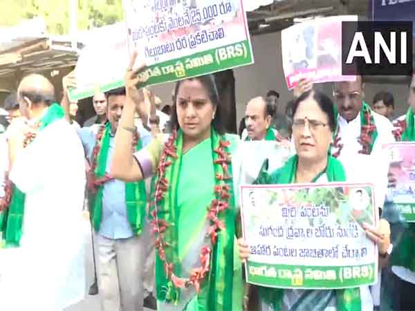 BRS MLC Kalvakuntla Kavitha with other party leaders (Photo/ANI) 