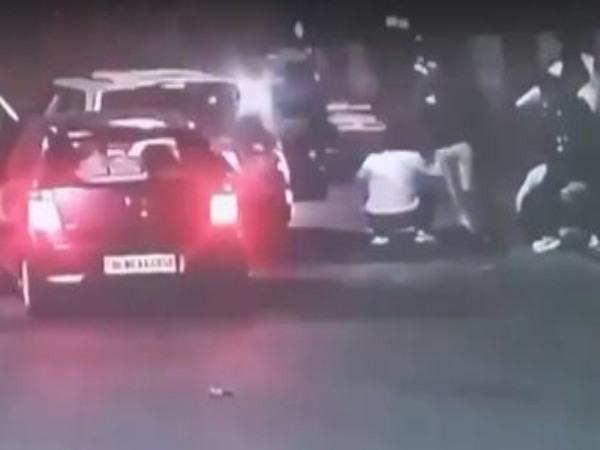 Still from viral video of Delhi's encounter (Photo/ @DelhiPolice)