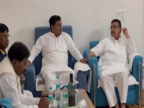 Union Minister Sukanta Majumdar and Leader of Opposition in West Bengal Assembly, Suvendu Adhikari at the meeting (Photo/ANI)