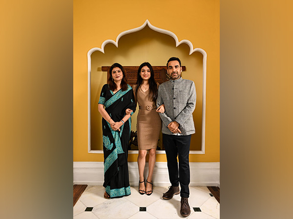 Pankaj Tripathi and his family (Image source: Pankaj's team)