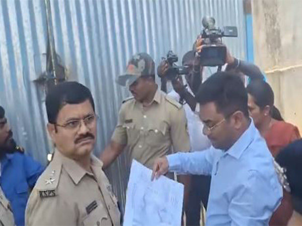 Officials conduct an encroachment clearance operation near HD Kumaraswamy’s farmhouse in Ramanagara (Photo/ANI) 