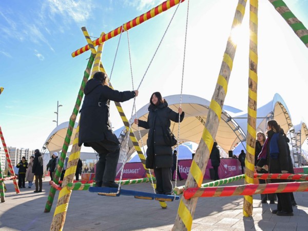 Nauryz celebrations in Astna (Photo/Kazaksthan Embassy)