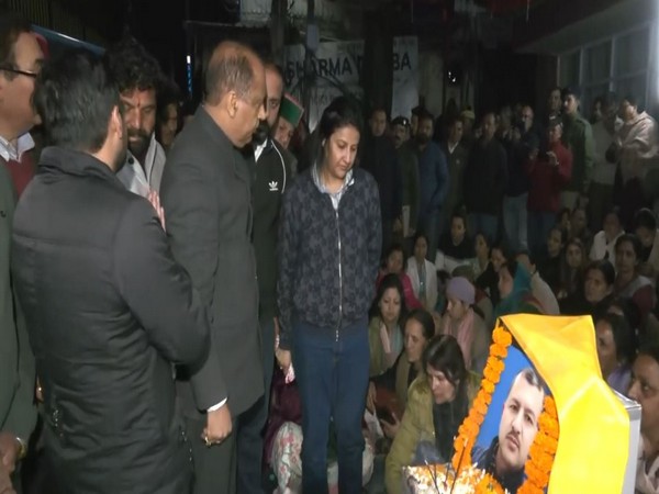 Former Himachal Pradesh CM and Leader of the Opposition, Jai Ram Thakur at the protest site. (Photo/ANI)