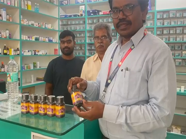 Official with the medicines with misleading advertisement (Photo/ANI)