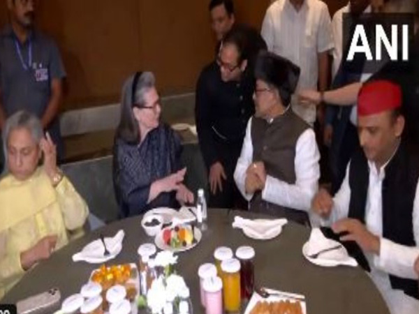 leaders from various parties attend IUML's Iftar event in Delhi(Photo/ANI)