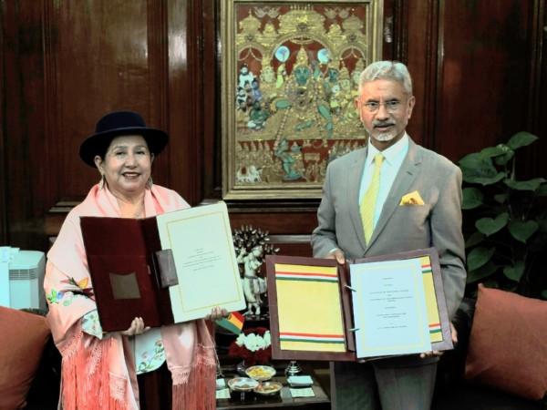 External Affairs Minister S Jaishankar with Bolivia Foreign Minister Celinda Sosa Lunda (Image: X@DrSJaishankar)