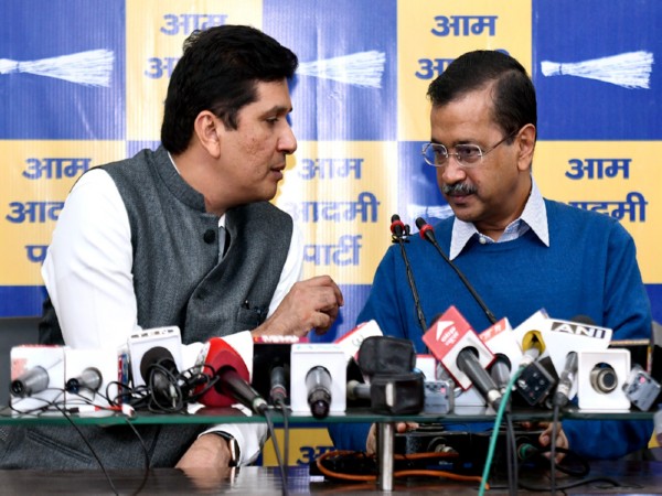 AAP leaders Saurabh Bhardwaj and Arvind Kejriwal (File Photo/ANI)