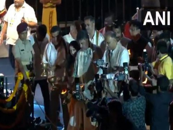 Karnataka Deputy CM DK Shivakumar along with other ministers performs Cauvery Aarti in Bengaluru(Photo/ANI)