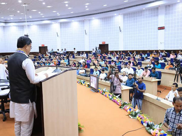Tripura CM Manik Saha addresses a health event in Agartala, announcing DCI approval for MDS programme (Photo/ANI)