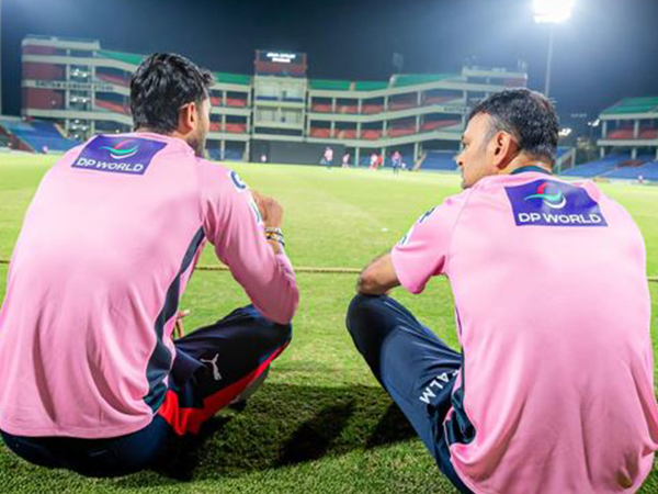 Axar Patel and Hemang Badani (Photo: Delhi Capitals/Instagram)