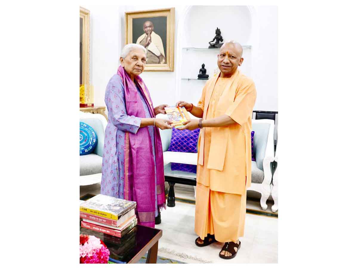 Uttar Pradesh CM Yogi meets Governor Anandiben in Lucknow on completion of eight years of state government (Photo /X @myogiadityanath)
