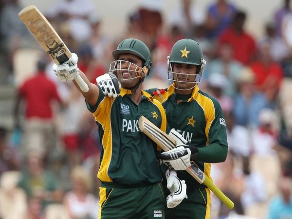 Kamran Akmal (left) (Photo: ICC)