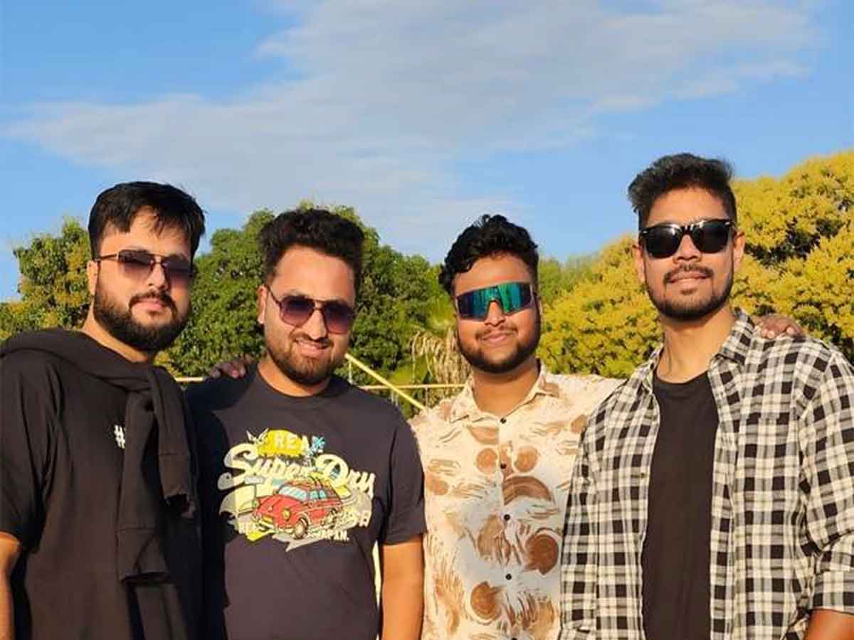 Vestra: Empowering Non-Tech Users to Build with AI